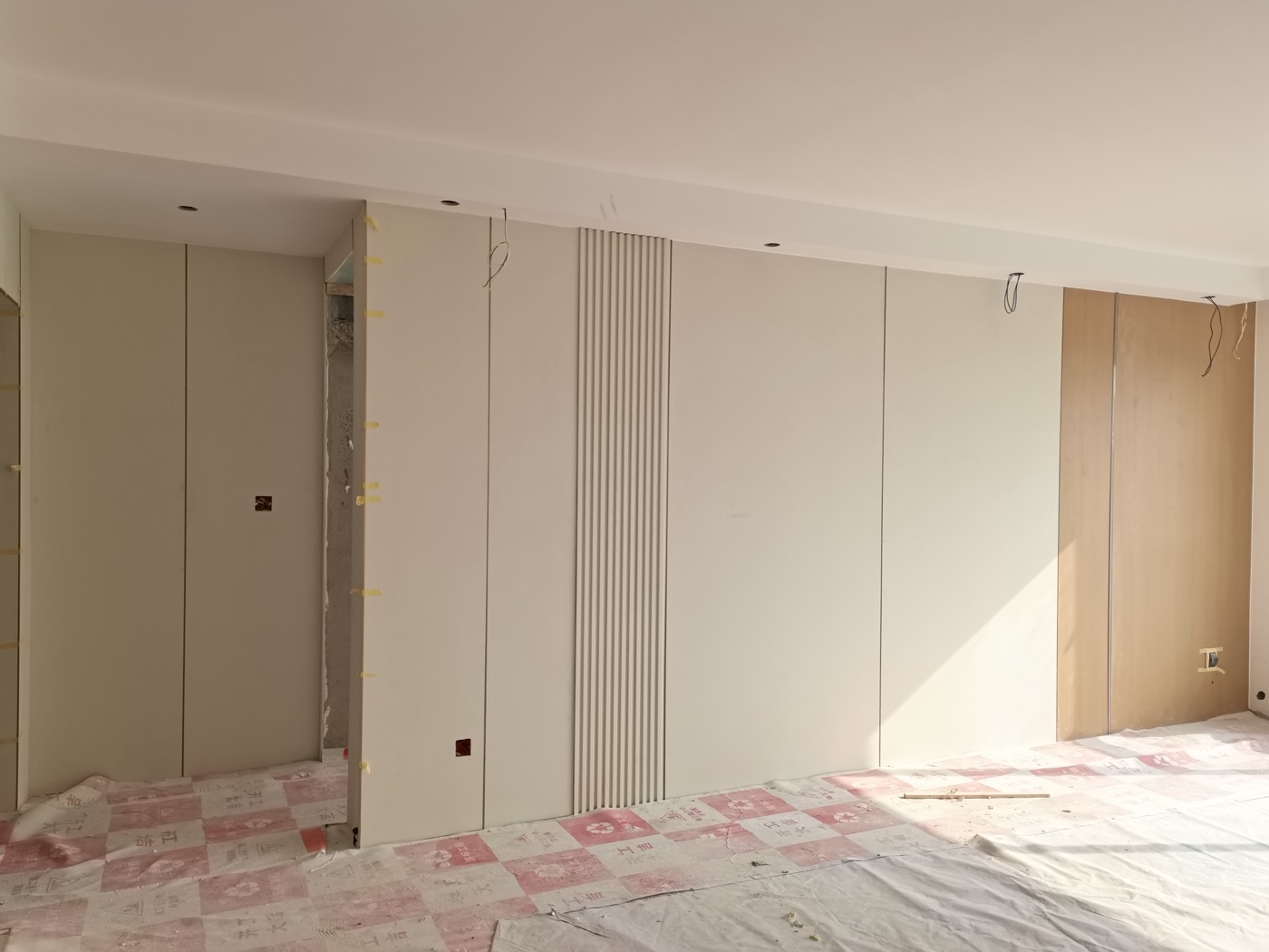 Skin-touch matte wall panel design 41
