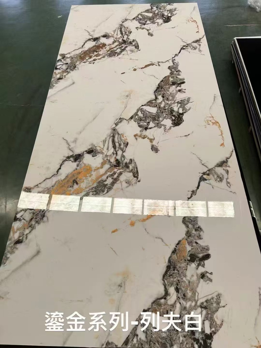 Marble effect wall panel design 62