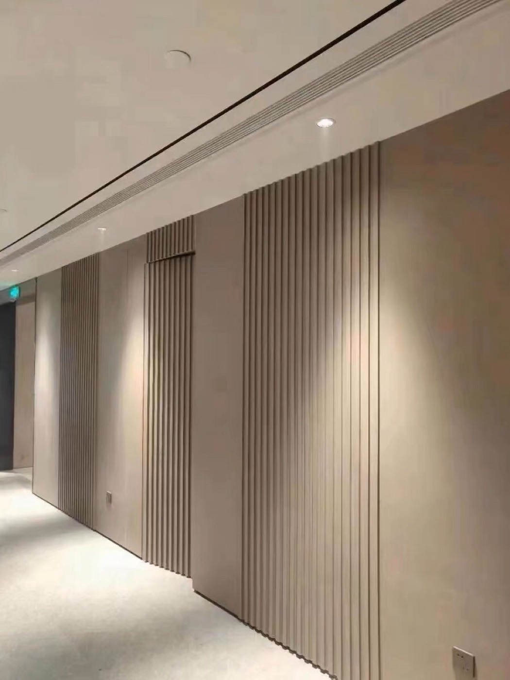 Wood grain wall panel design 1