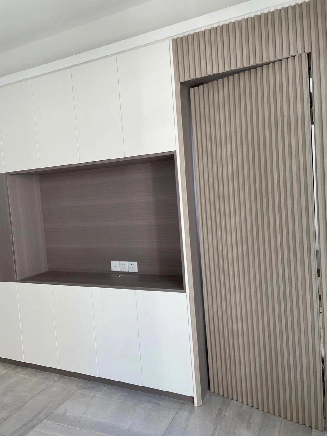 Wood grain wall panel design 25