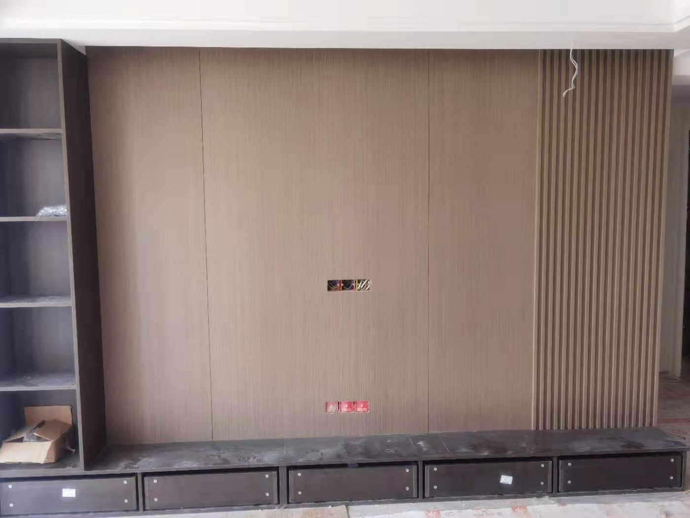 Wood grain wall panel design 29