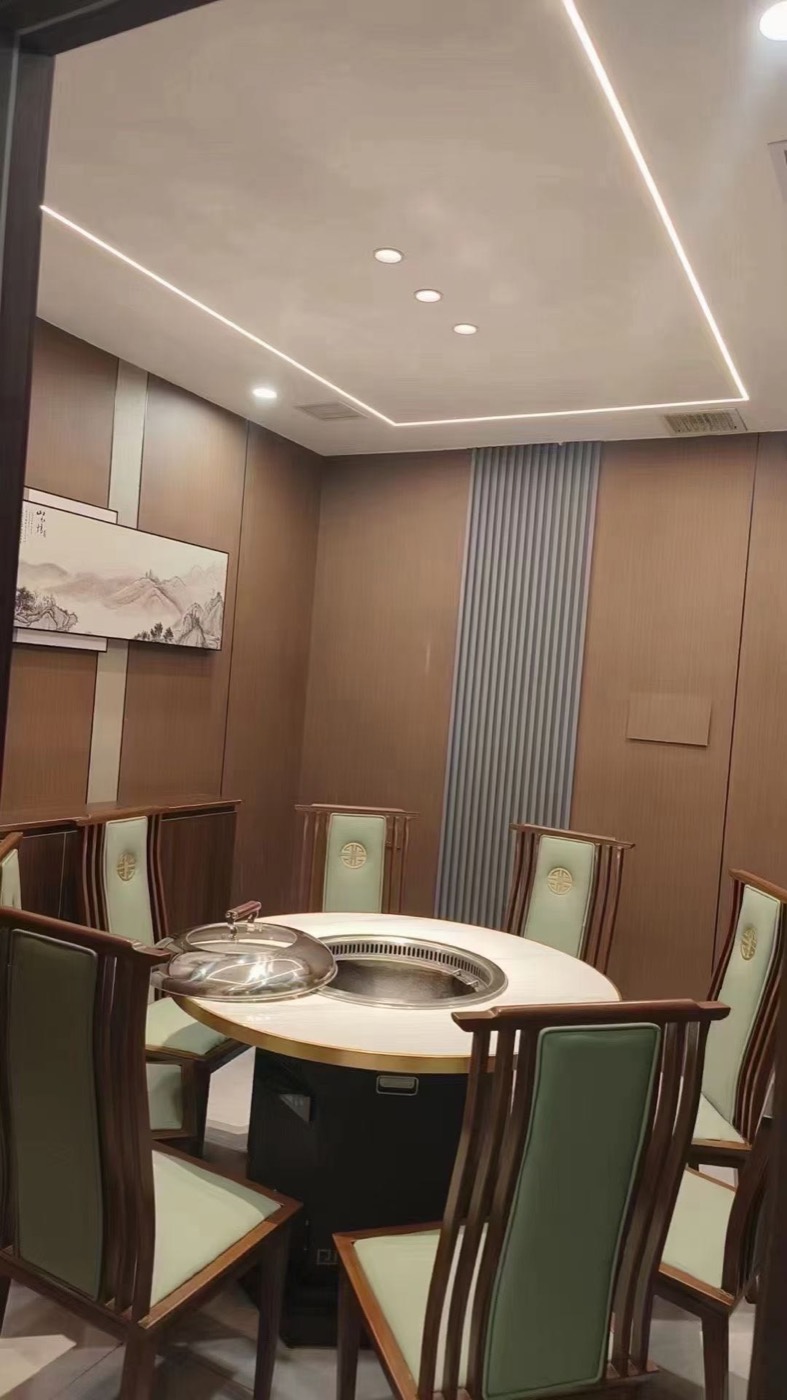 Wood grain wall panel design 62